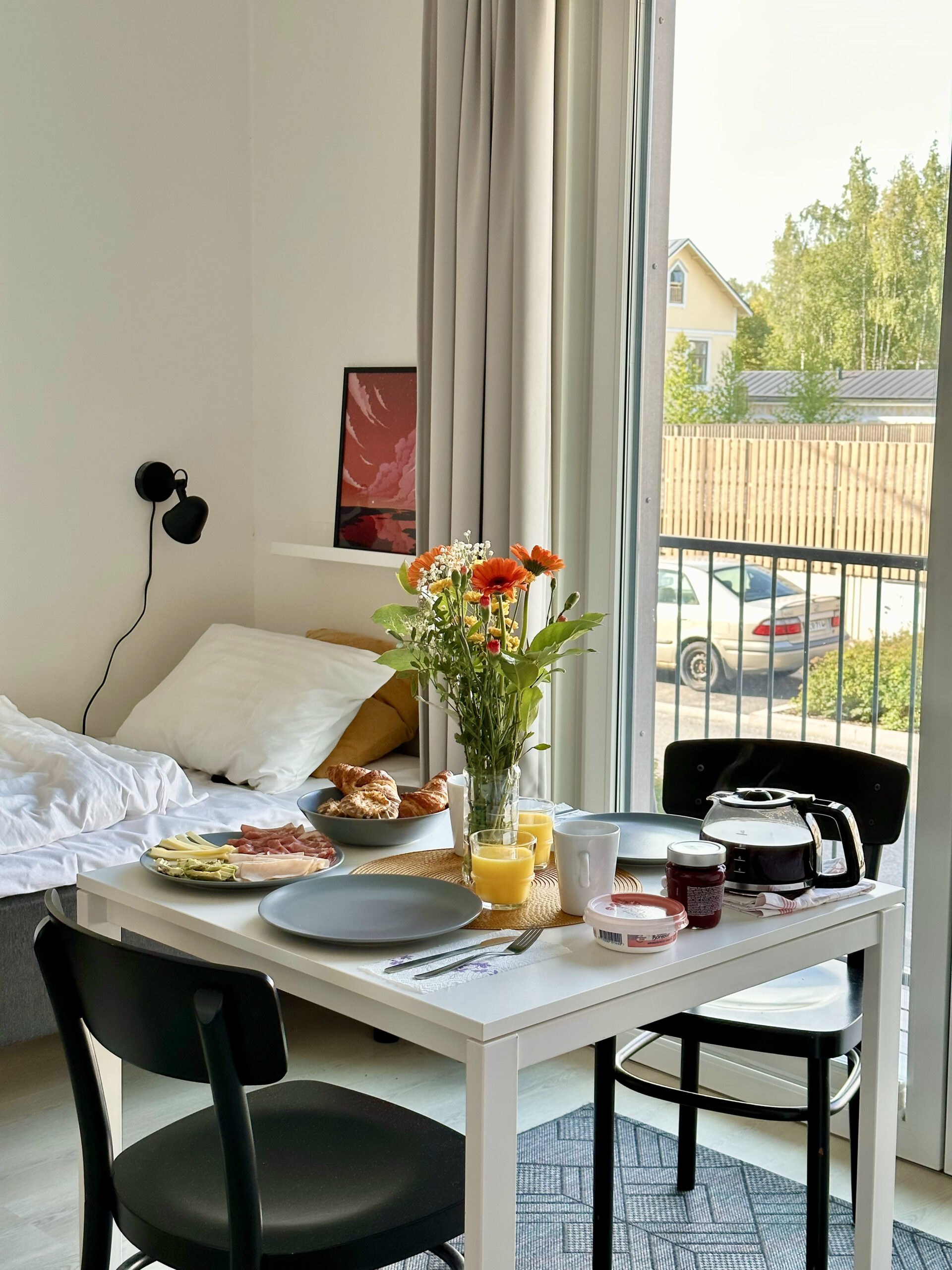 Hotelzimmer UGC Example full-quality